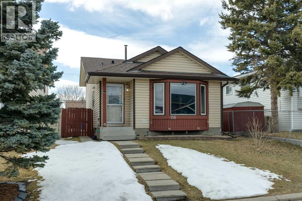 House for Sale in 156 Falshire Close NE|Calgary, Alberta T3J3A1