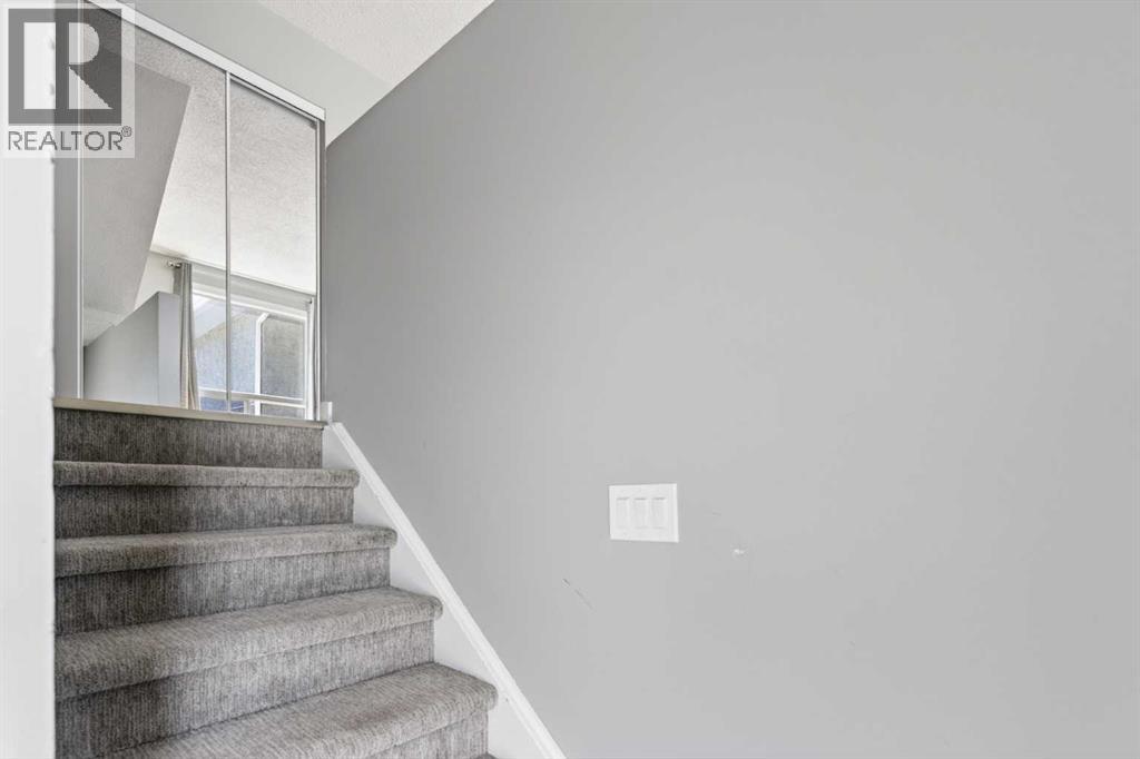 Row / Townhouse for Sale in 141, 6915 Ranchview Drive NW|Calgary, Alberta T3G1R8 2