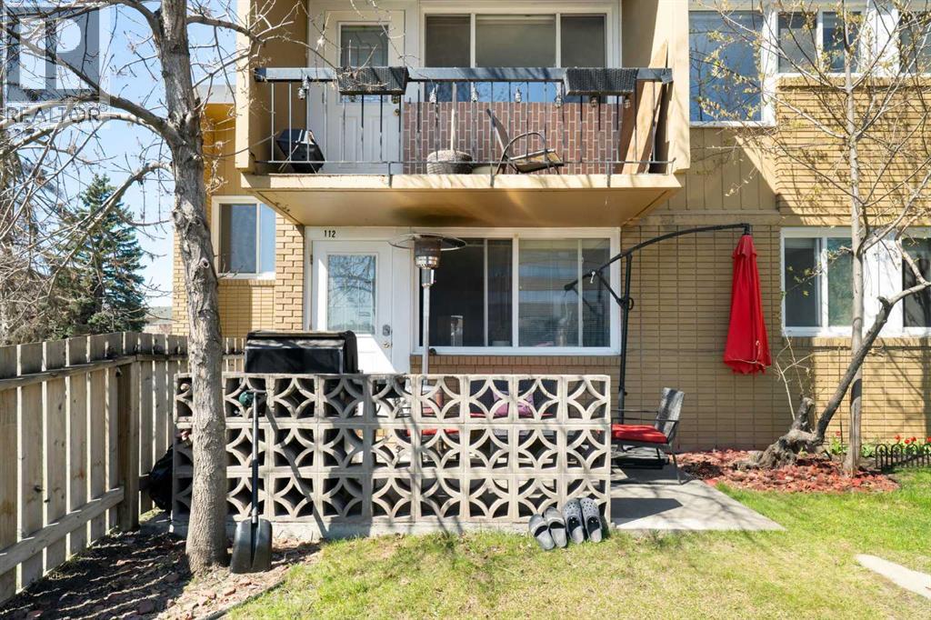 Apartment for Sale in 112, 7007 4A Street SW|Calgary, Alberta T2V1A1 5