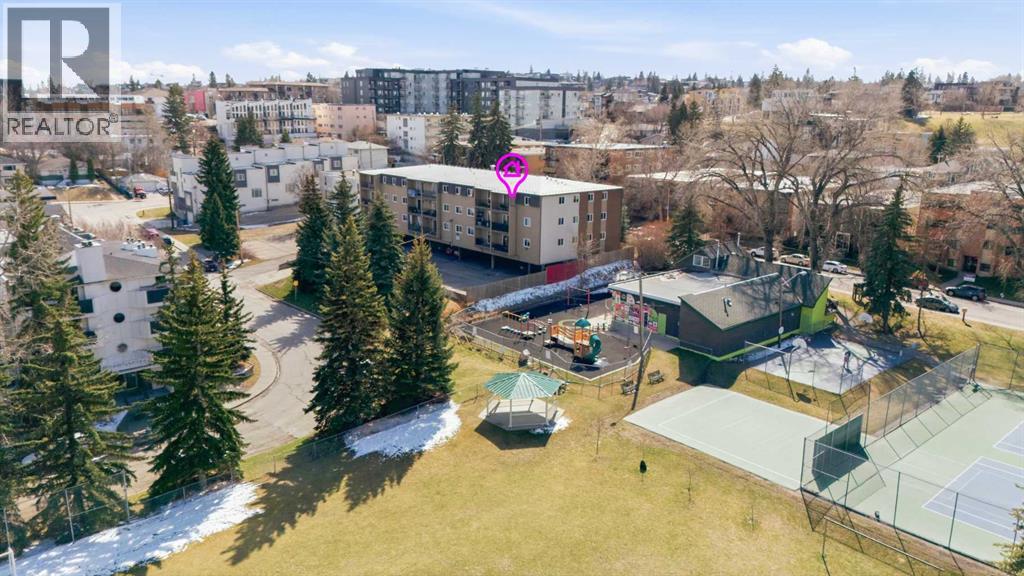 Apartment for Sale in 302, 2508 17 Street SW|Calgary, Alberta T2T4M8 2