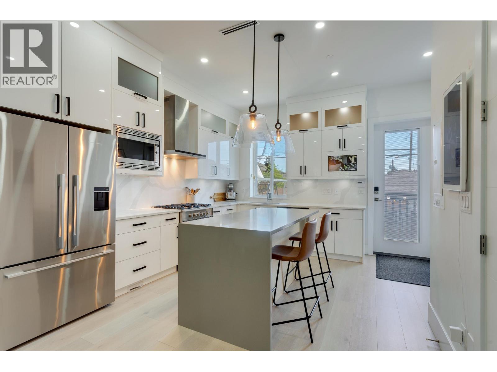 2868 E 49TH AVENUE|Vancouver, British Columbia V5S1K6