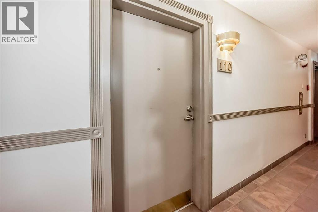 Apartment for Sale in 110, 525 56 Avenue SW|Calgary, Alberta T2V4Z9 4