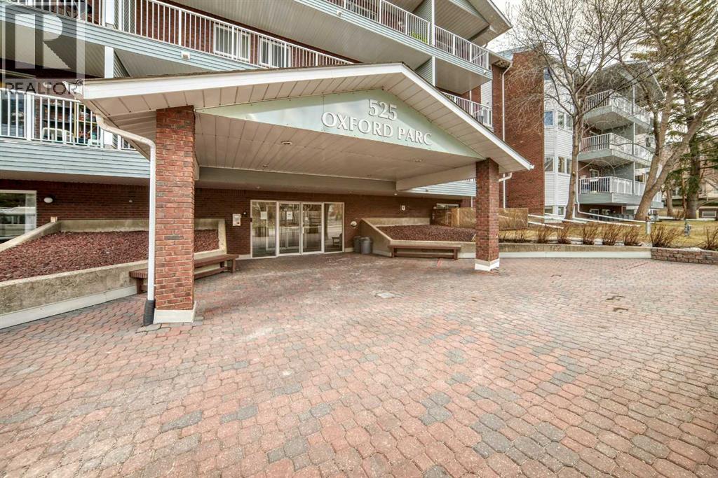 Apartment for Sale in 110, 525 56 Avenue SW|Calgary, Alberta T2V4Z9 2