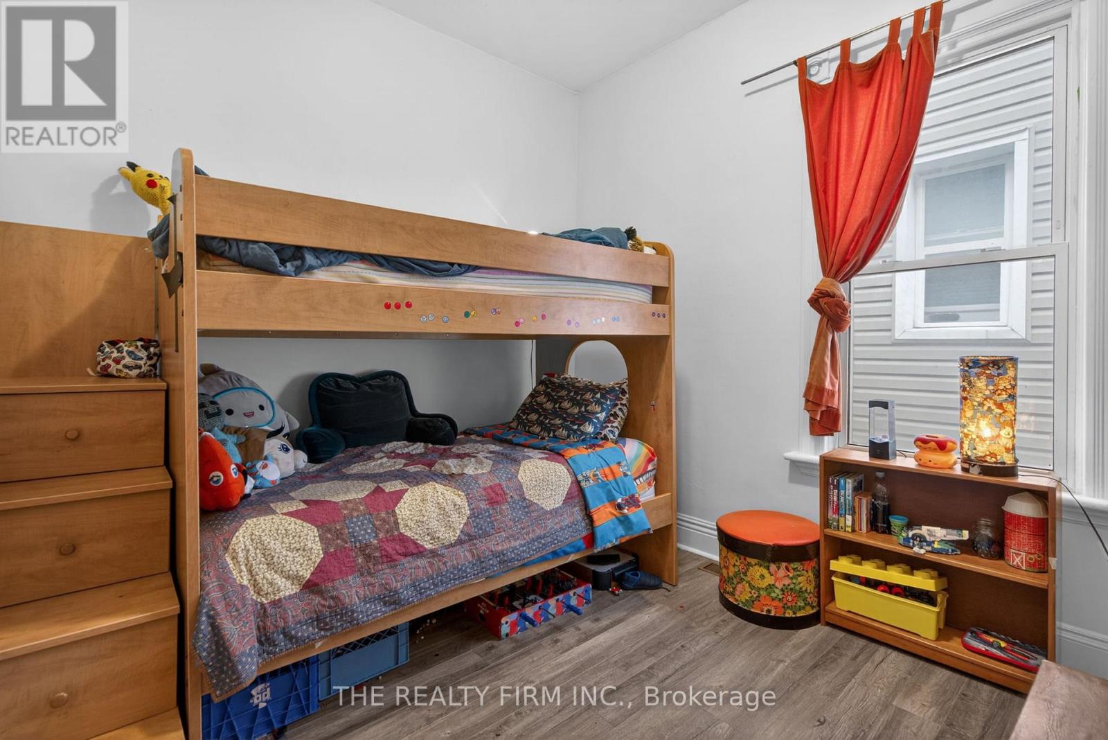 property-image