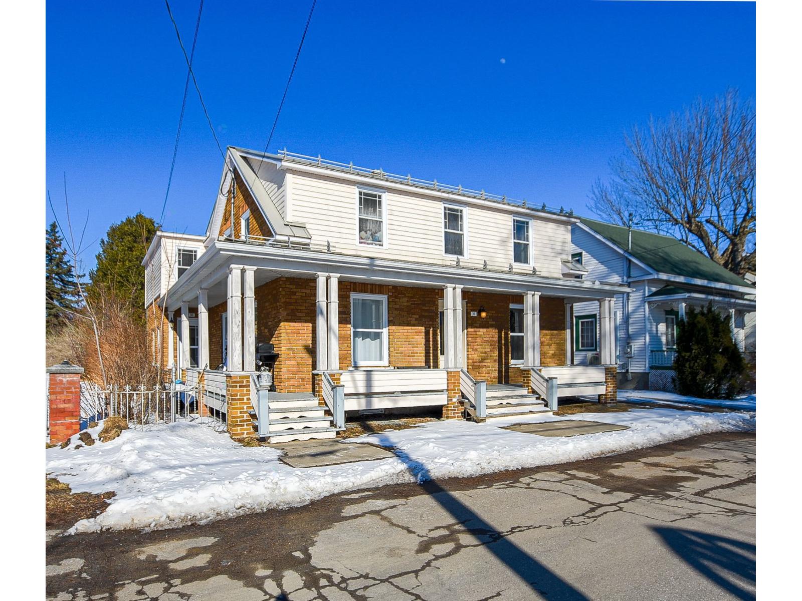 311-313 Rue de Monseigneur-Plessis, Nicolet, Quebec J3T1B4
