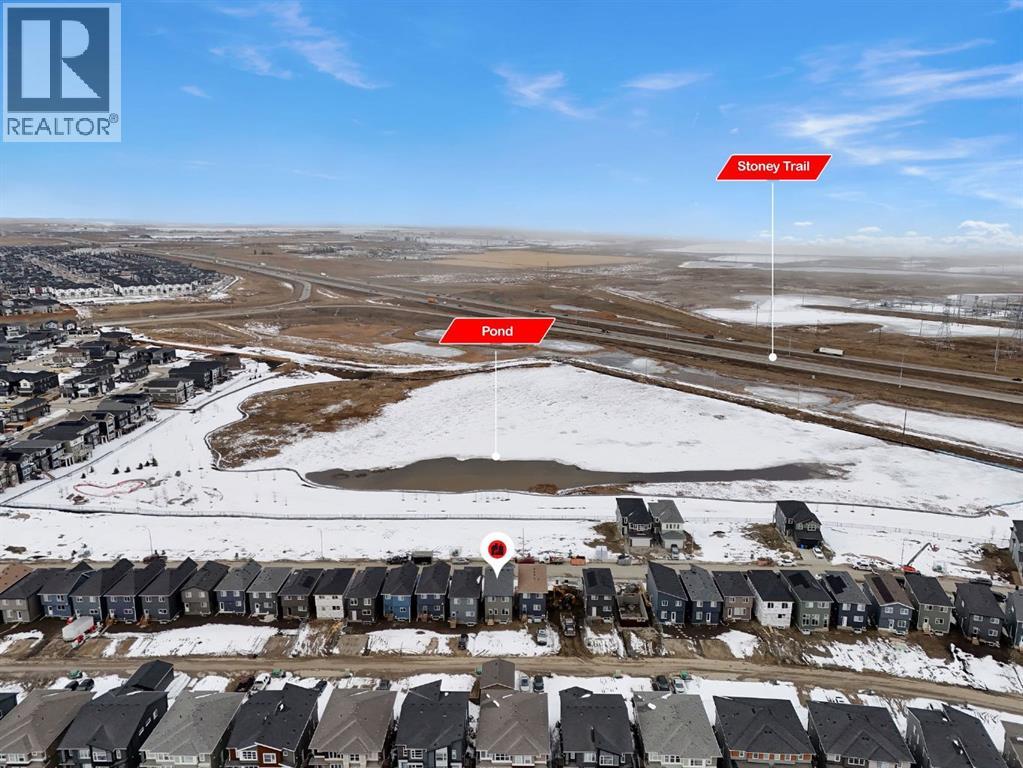 House for Sale in 106 Corner Glen Grove NE|Calgary, Alberta T3N2S3 4