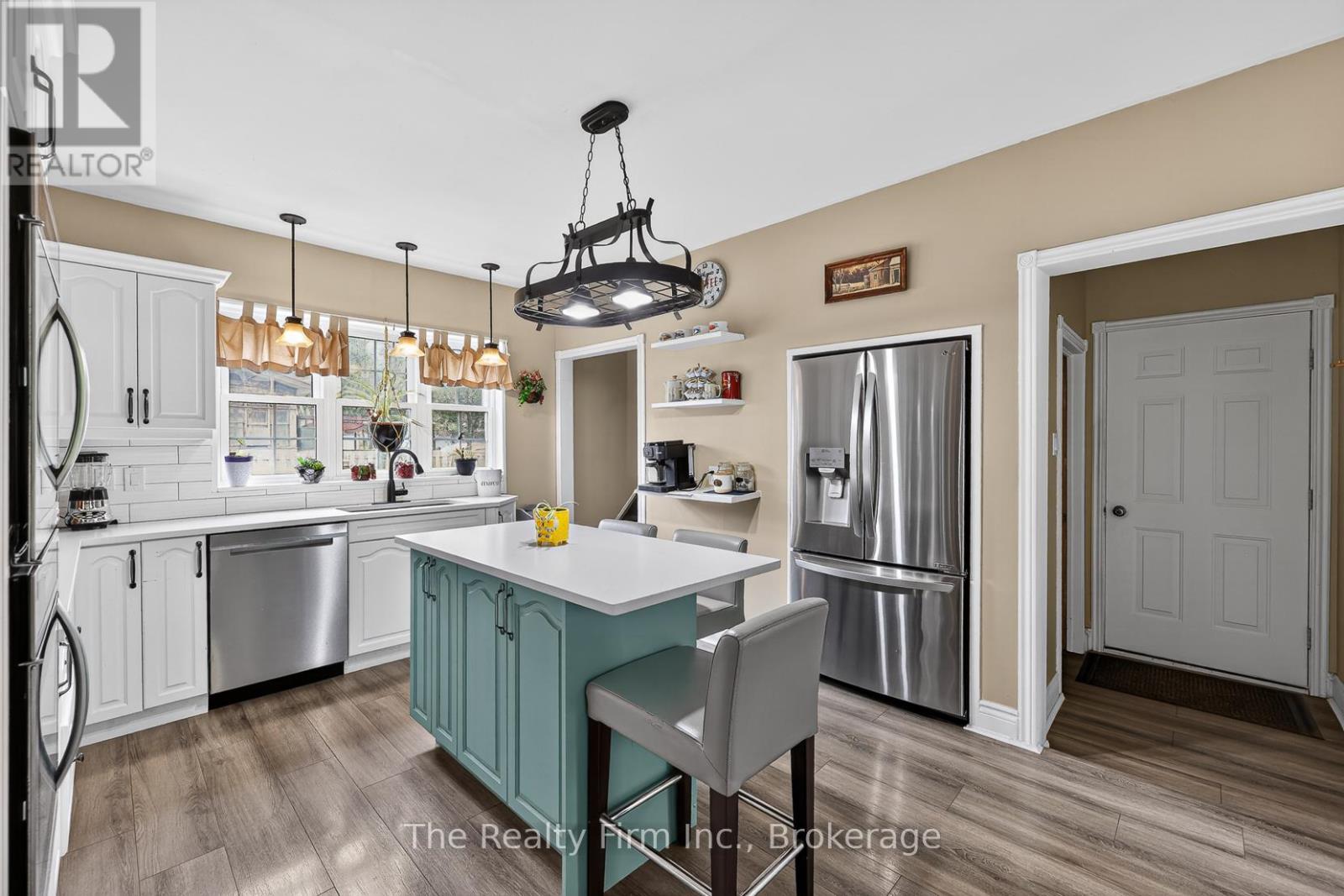 property-image