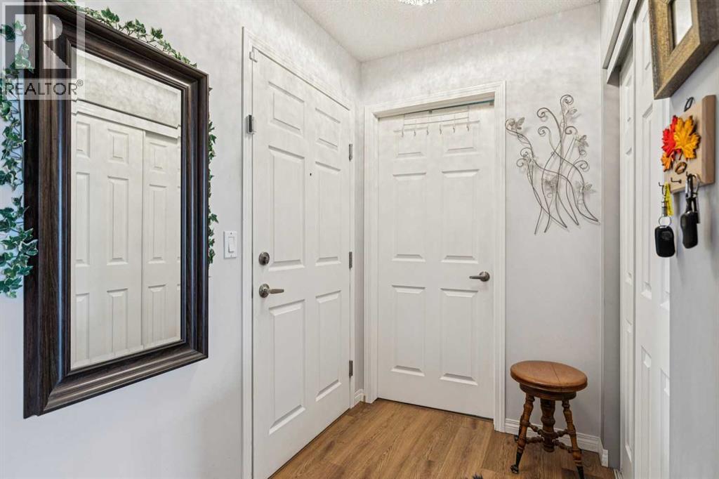 Apartment for Sale in 106, 2022 Canyon Meadows Drive SE|Calgary, Alberta T2J7H1 5