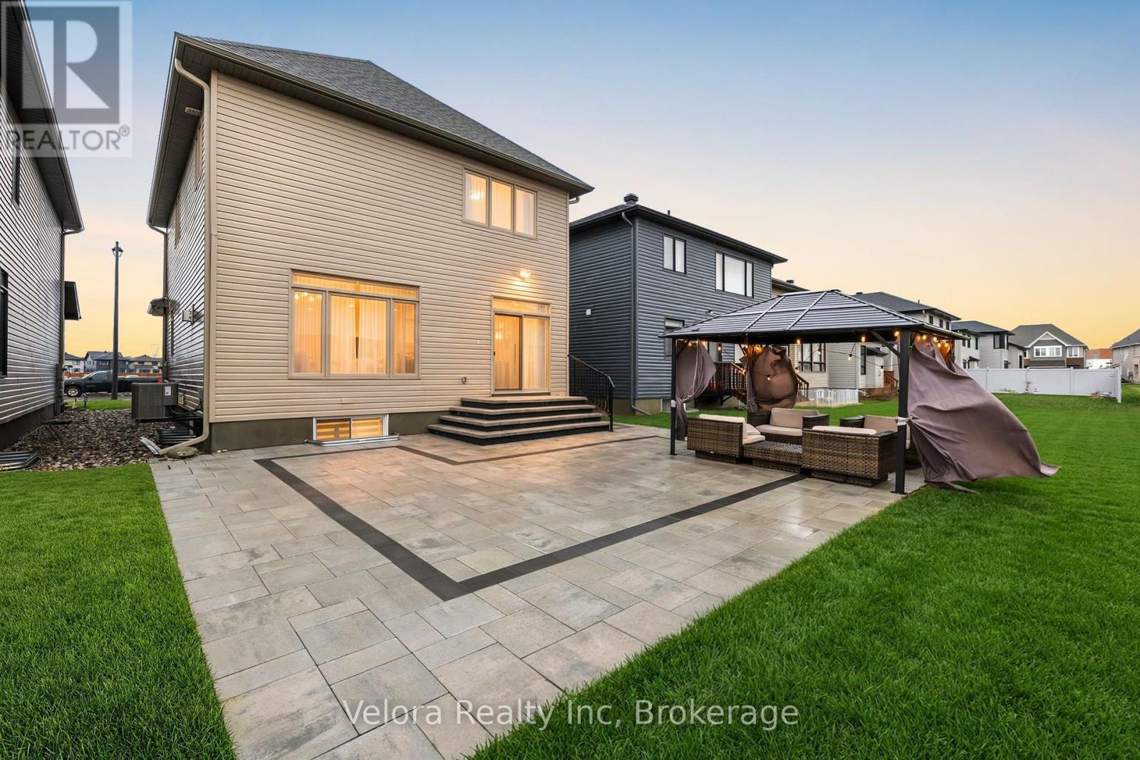 property-image