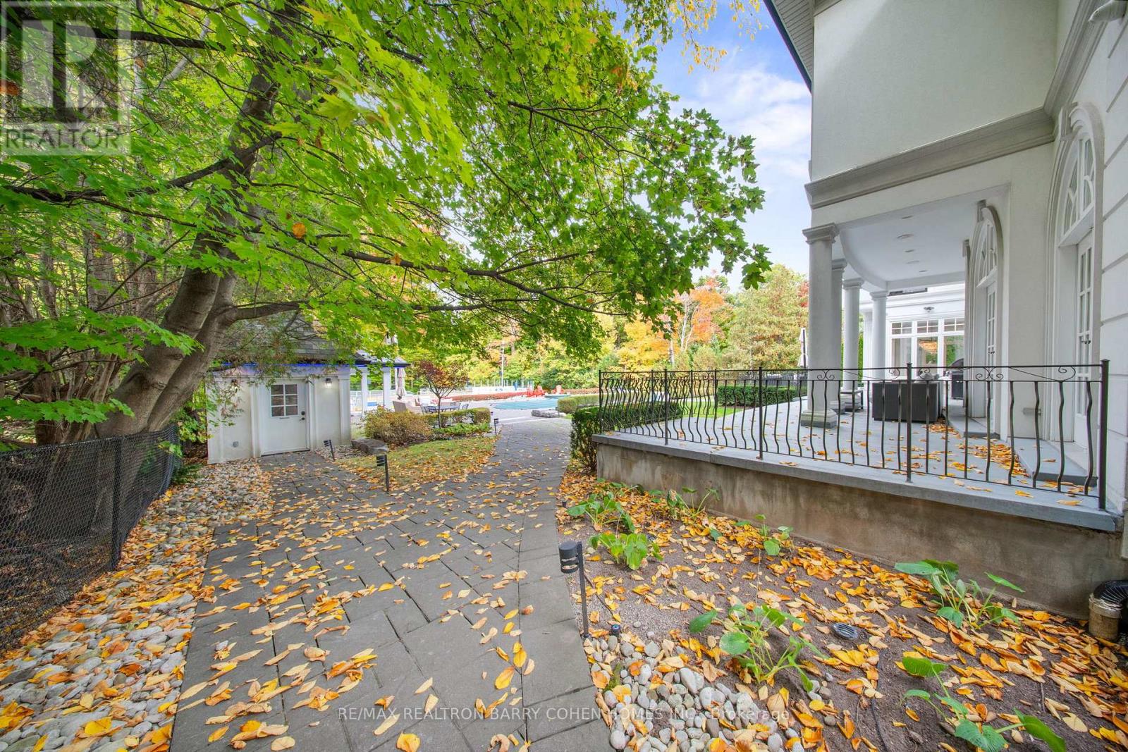 property-image