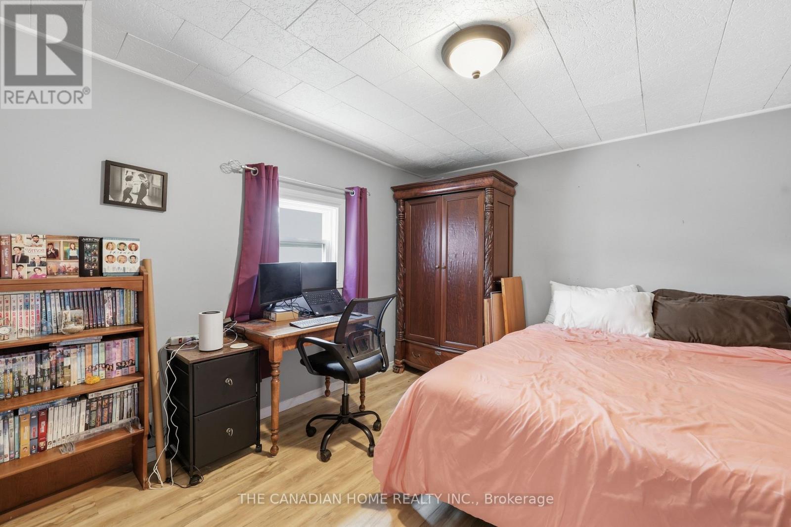 property-image