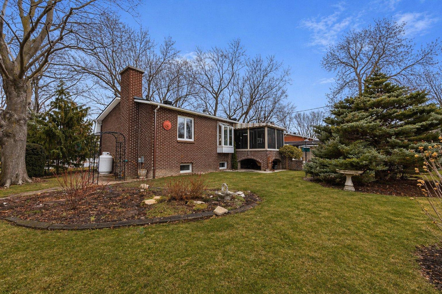 property-image