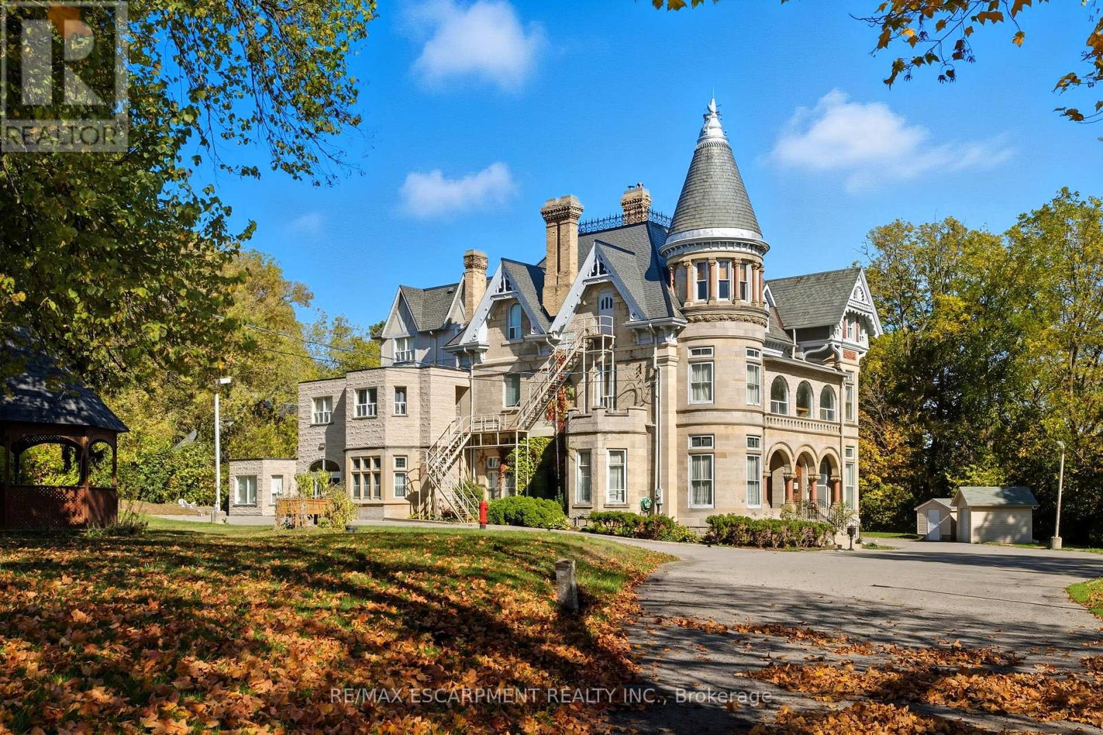 property-image