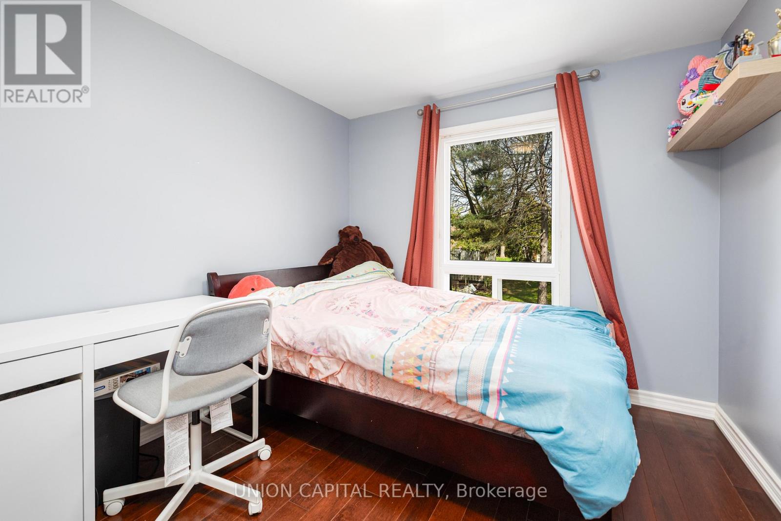 property-image