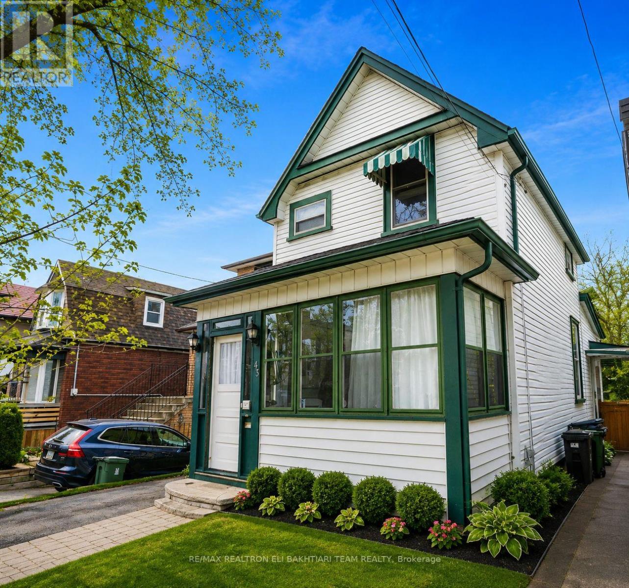 property-image