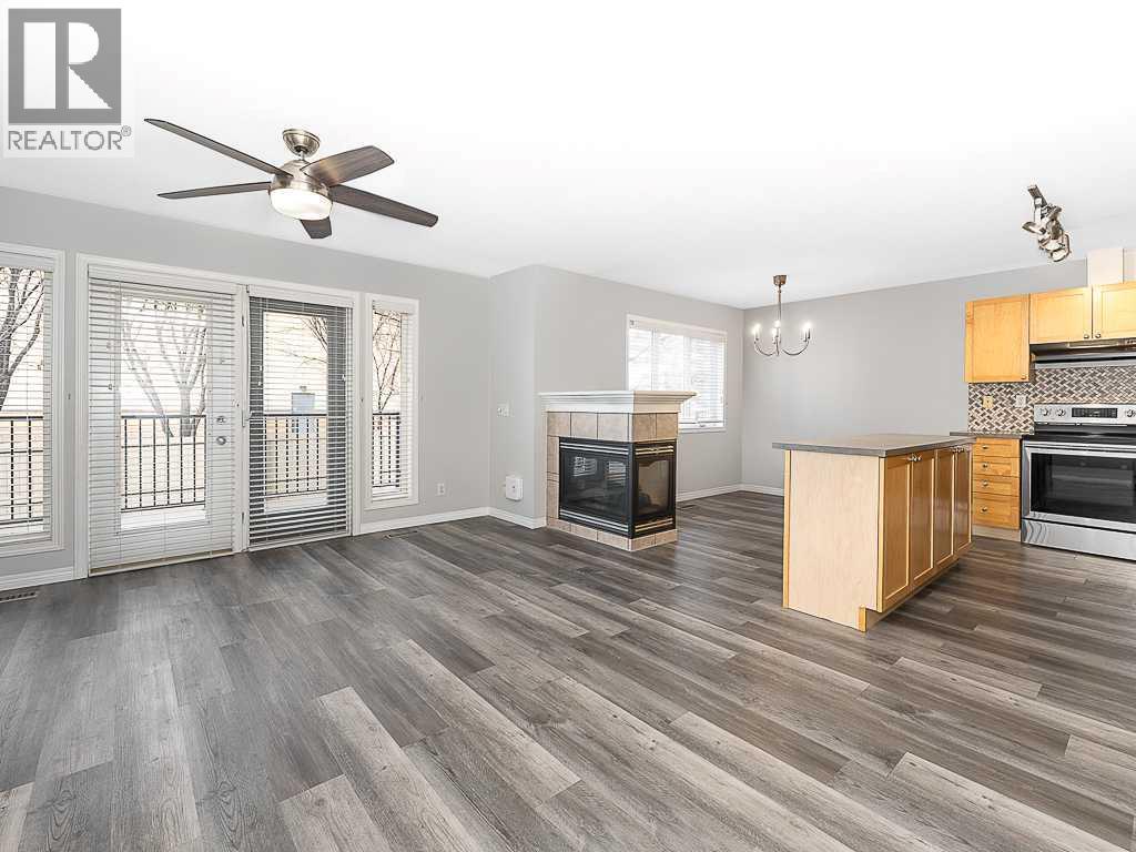 Row / Townhouse for Sale in 172 Simcoe Place SW|Calgary, Alberta T3H4T7 4