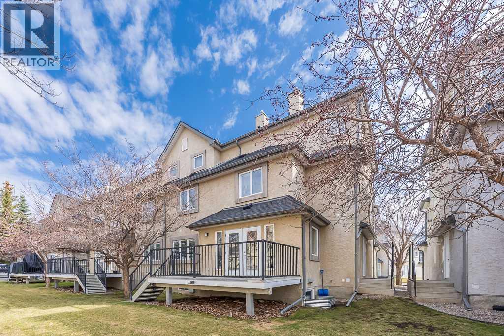 Row / Townhouse for Sale in 172 Simcoe Place SW|Calgary, Alberta T3H4T7 2
