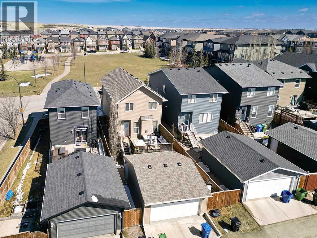 House for Sale in 608 Evansborough Way NW|Calgary, Alberta T3P0M2 4