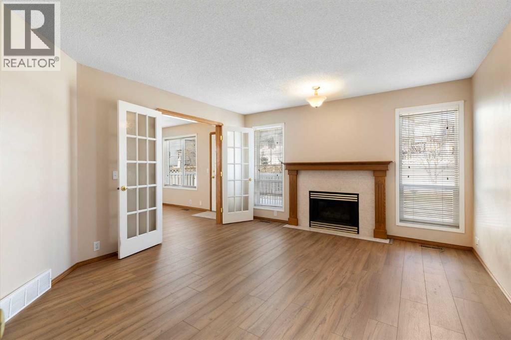 House for Sale in 205 Scotia Point NW|Calgary, Alberta T3L2B1 4