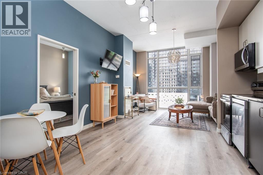 For sale: 191 KING Street S Unit# 702, Waterloo, Ontario N2J1R1