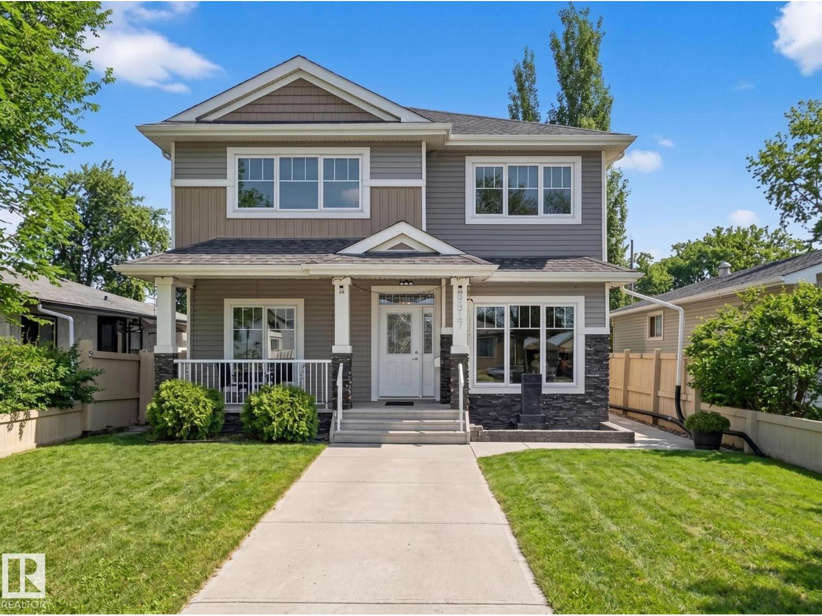 For sale: 9917 162 ST NW, Edmonton, Alberta T5P3L3 - E4485963