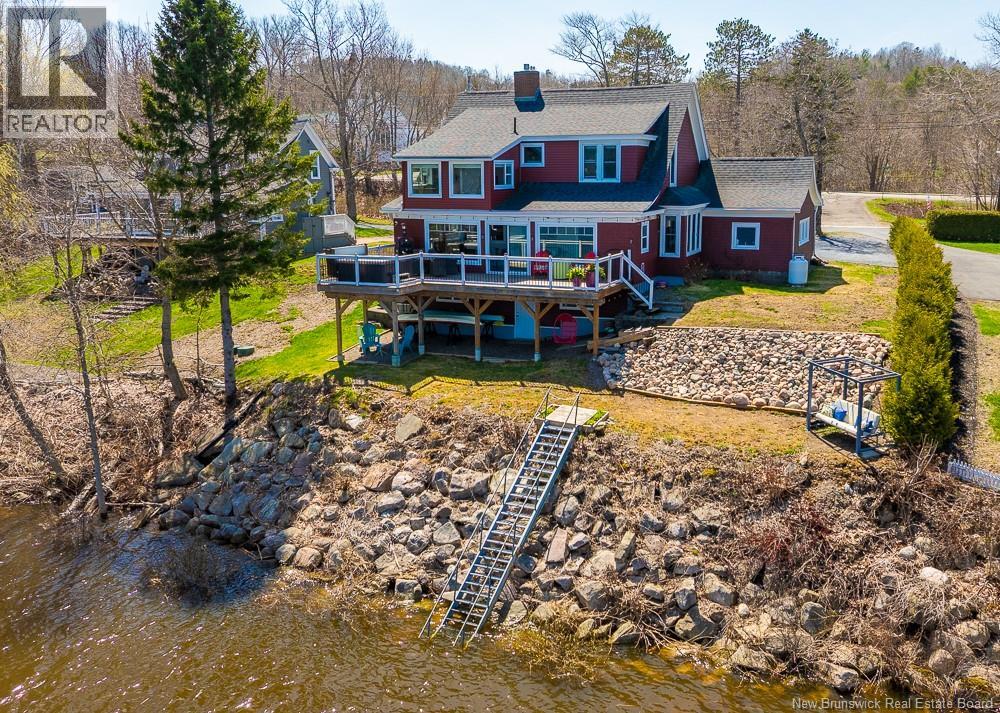 9 Driftwood Lane