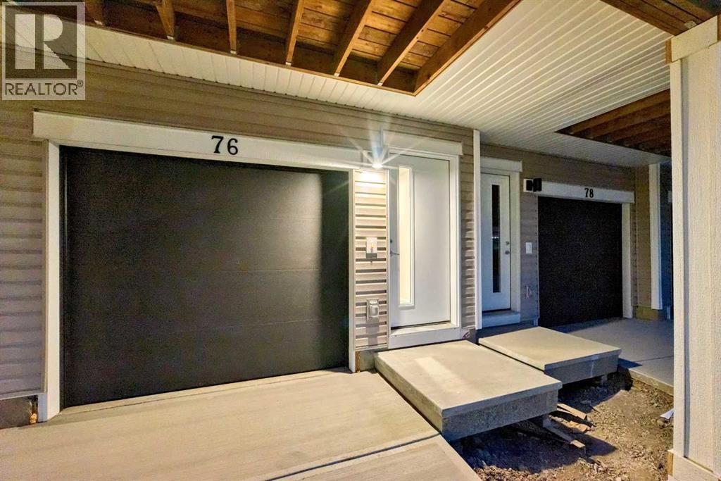 Row / Townhouse for Sale in 76 Tuscany Summit Square NW|Calgary, Alberta T3L0G1 4