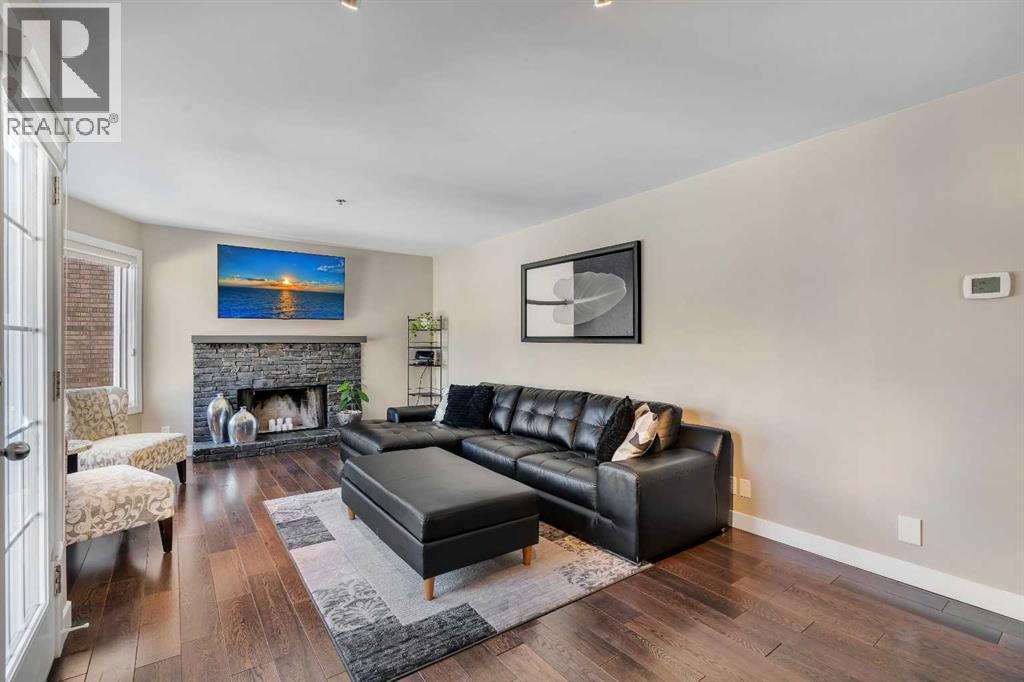 Apartment for Sale in 202, 916 19 Avenue SW|Calgary, Alberta T2T0H7 4