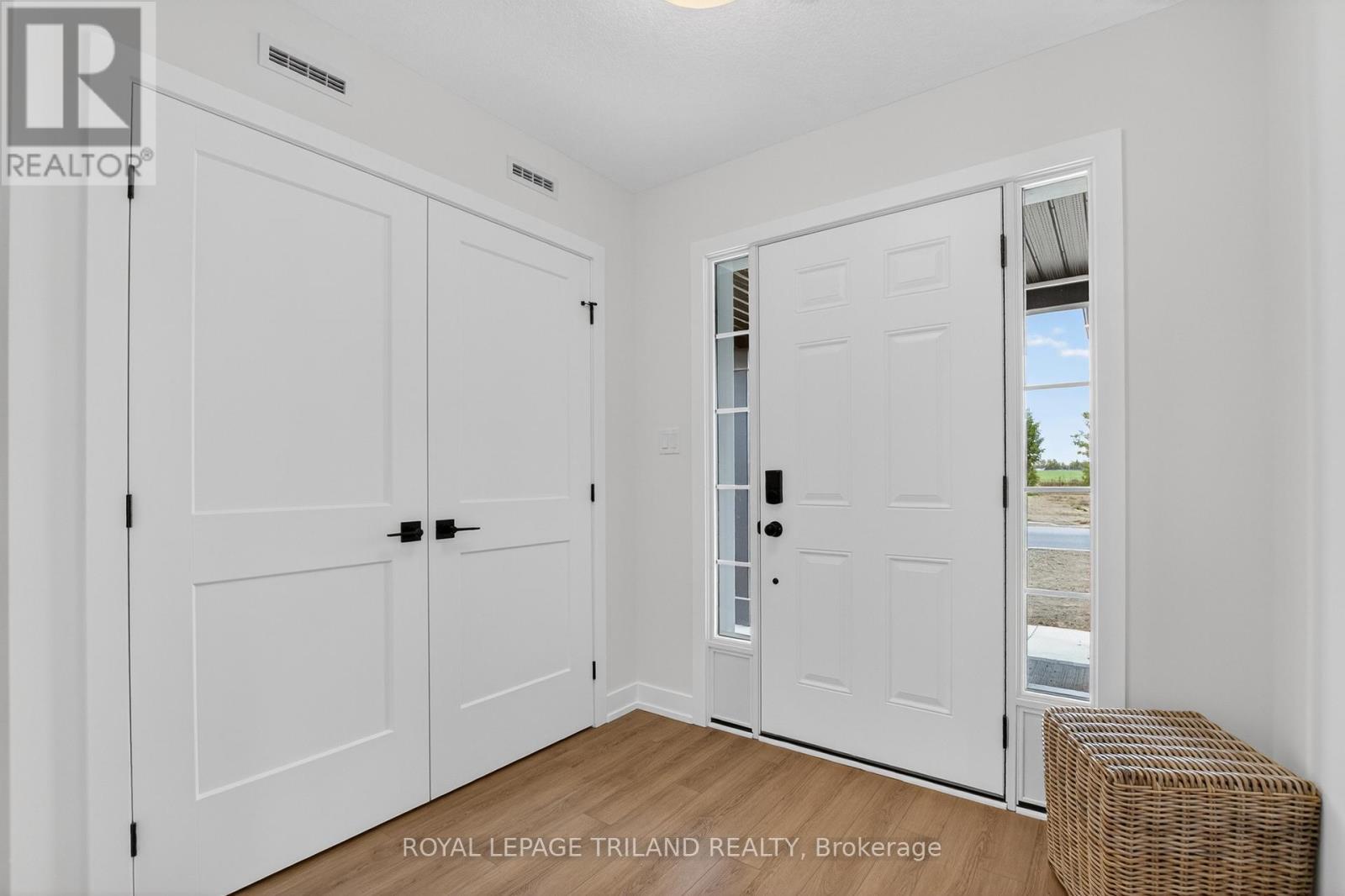 For sale: 94 STYLES DRIVE, St. Thomas, Ontario N5R0N8 - X12454220