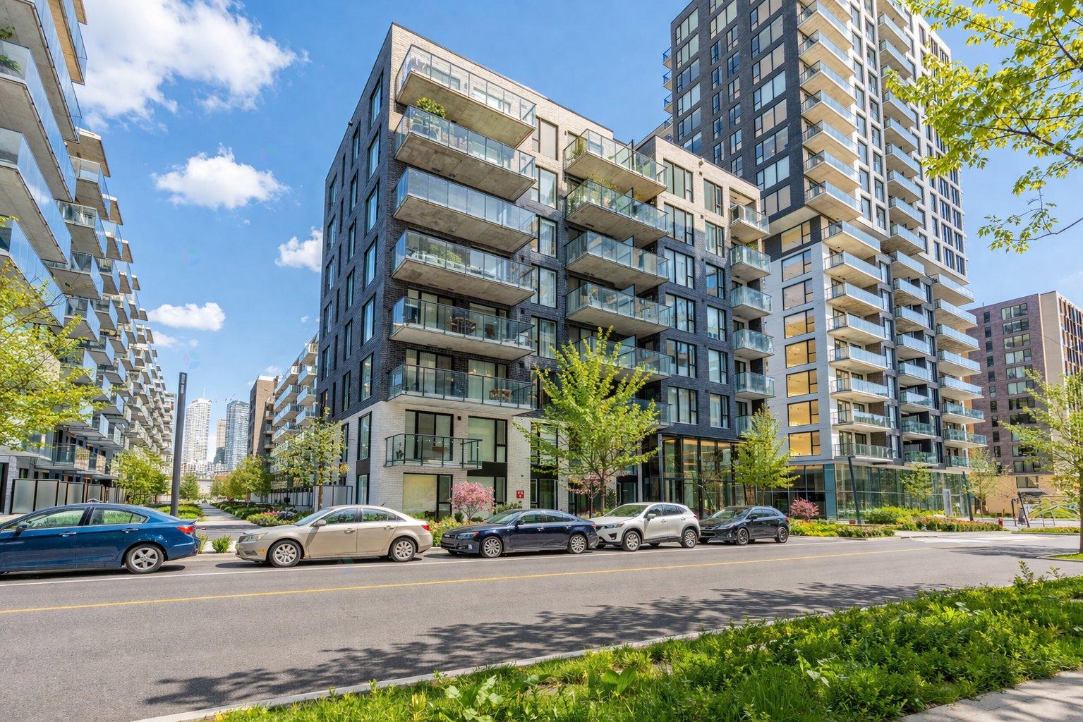 1485 Rue des Bassins, #108, Montréal (Le Sud-Ouest), Quebec H3C1B7