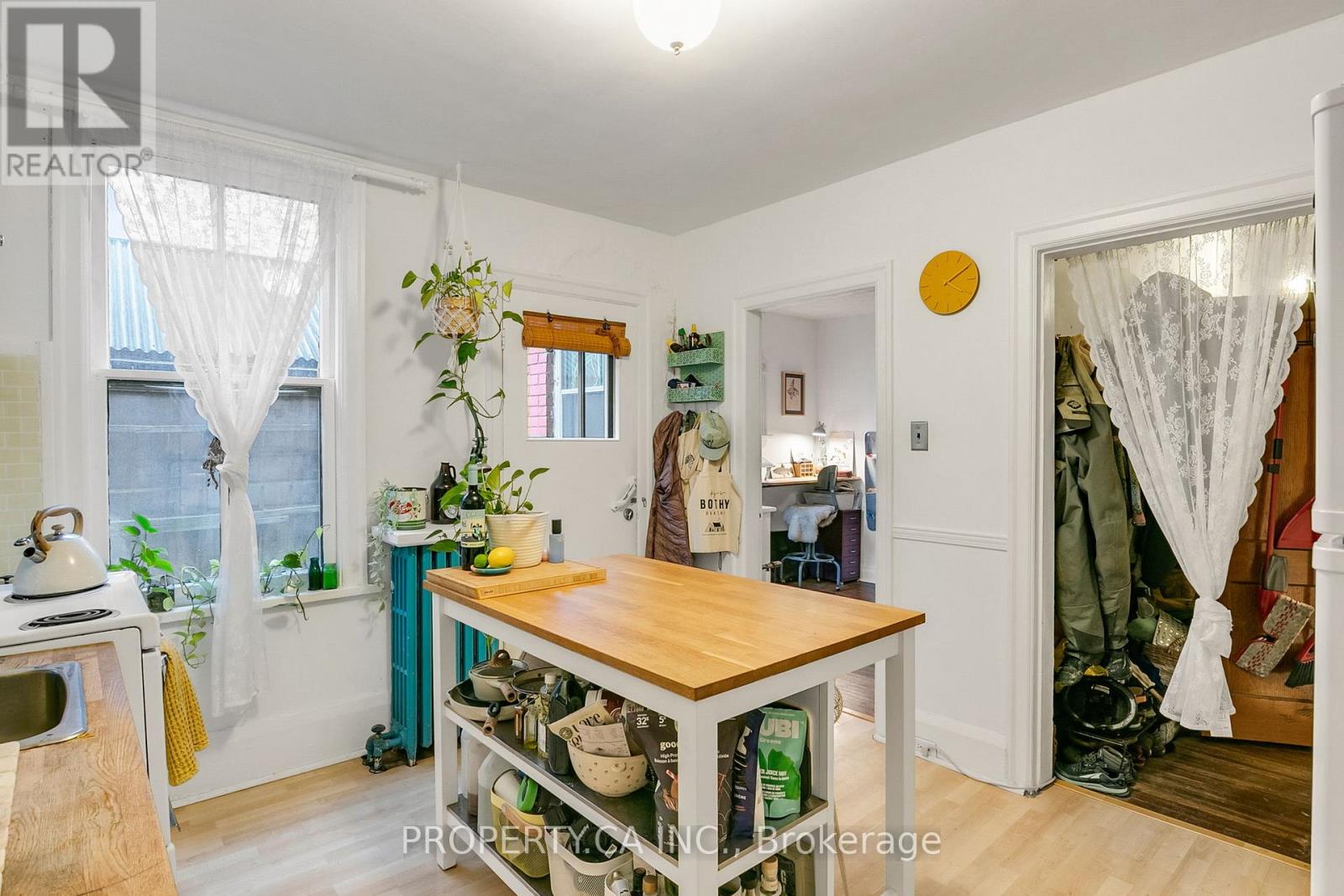 property-image