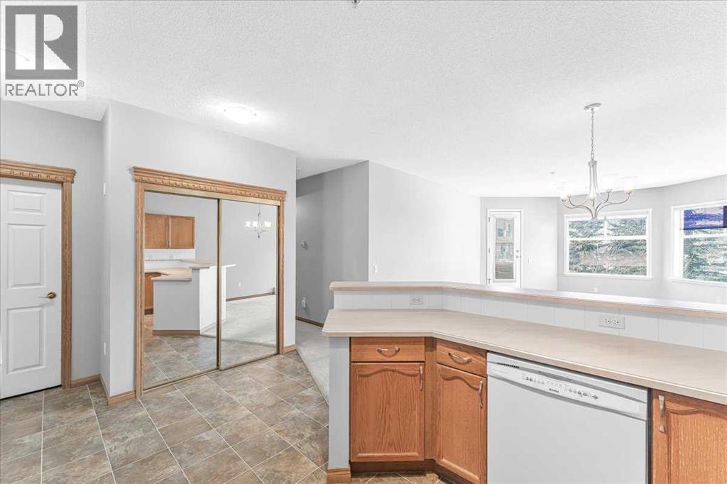 Apartment for Sale in 302, 200 Lincoln Way SW|Calgary, Alberta T3E7G7 4