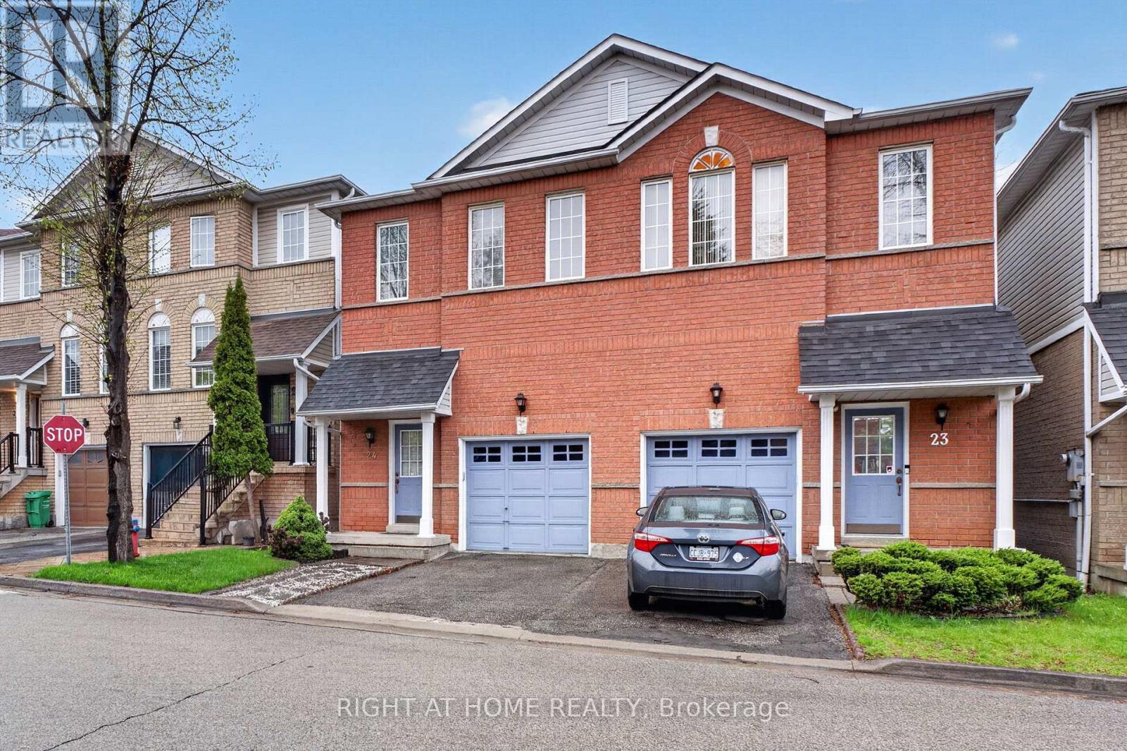 Row / Townhouse for Sale in 24 - 1480 BRITANNIA ROAD W|Mississauga (East Credit), Ontario L5V2K4 3