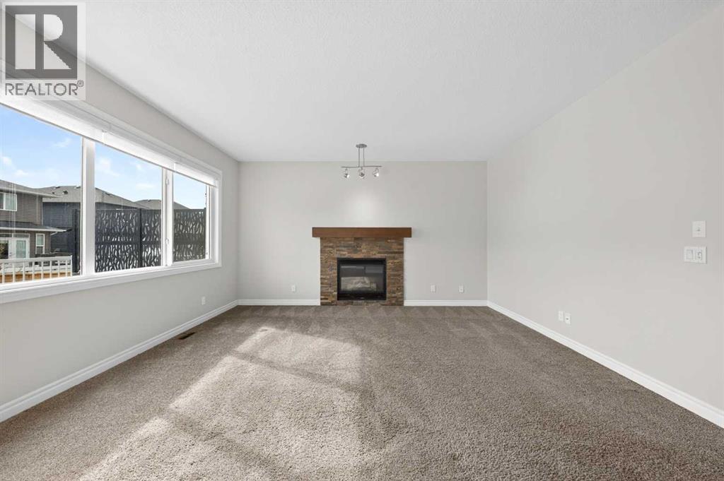 House for Sale in 38 Evansfield Terrace NW|Calgary, Alberta T3P0K6 4