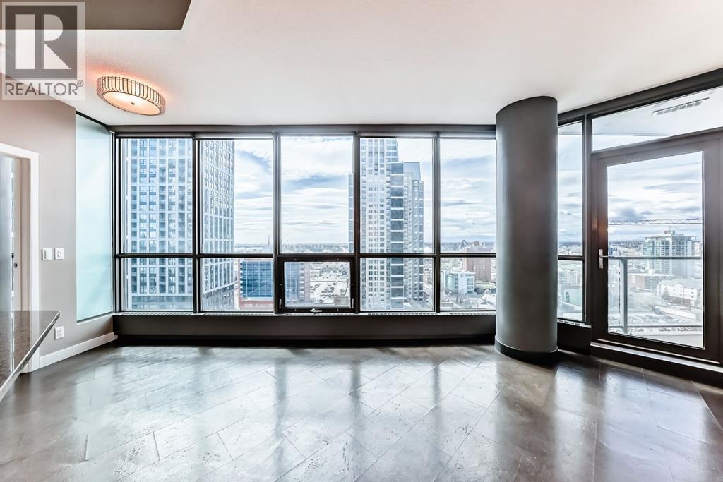 Apartment for Sale in 1708, 220 12 Avenue SE|Calgary, Alberta T2G0R5 2