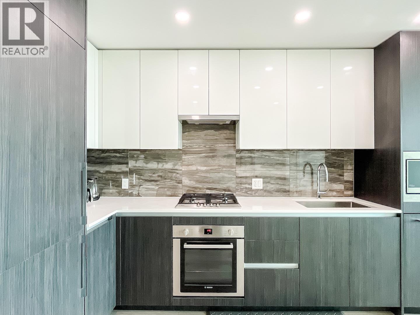 1408 1888 GILMORE AVENUE|Burnaby, British Columbia V5C0L2