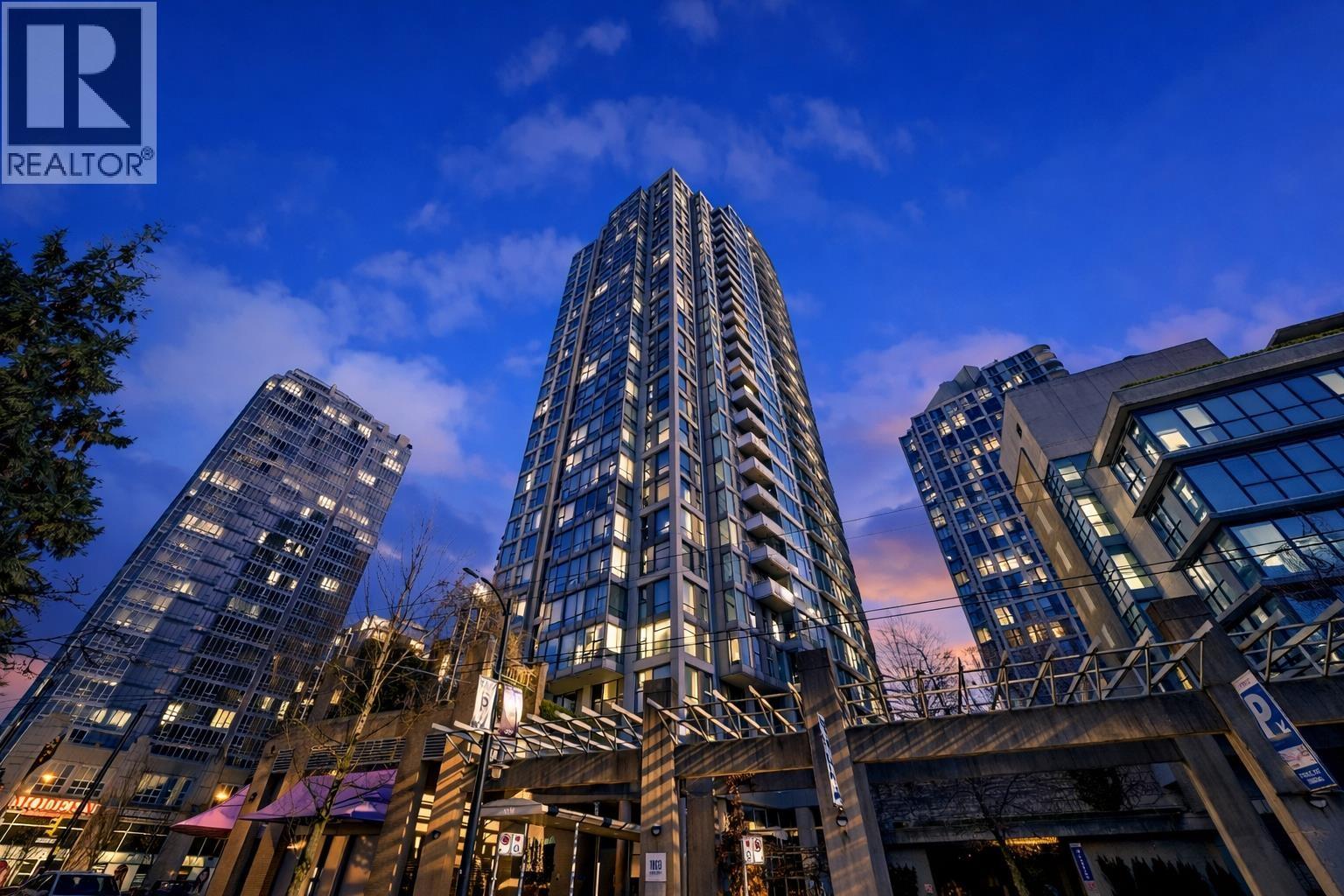 2809 1008 CAMBIE STREET|Vancouver, British Columbia V6B6J7