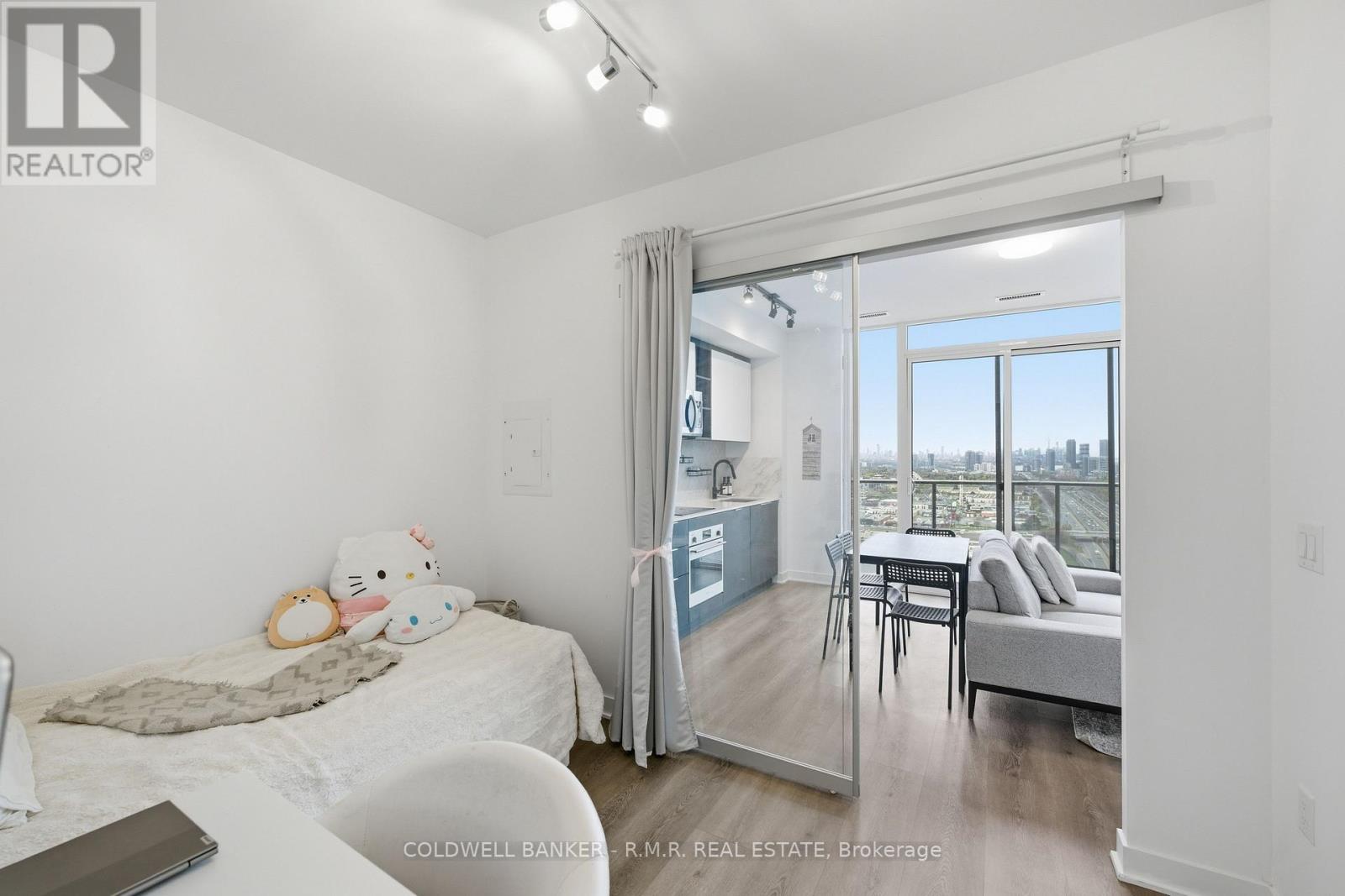 property-image