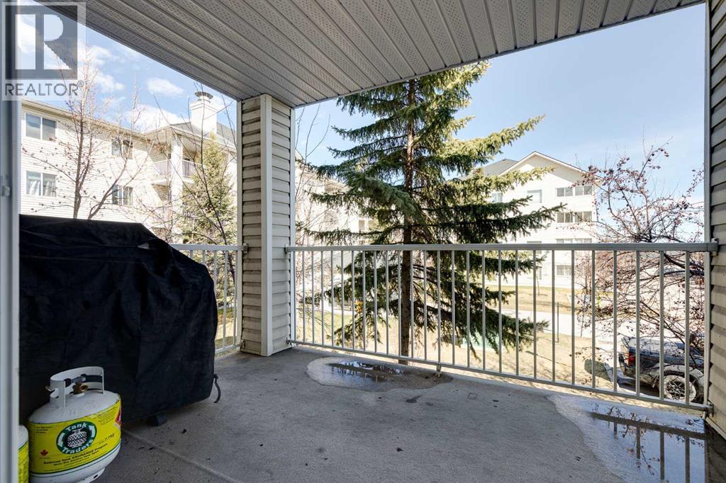 Apartment for Sale in 2223, 6224 17 Avenue SE|Calgary, Alberta T2A7X8 2