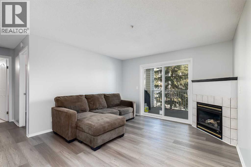 Apartment for Sale in 2223, 6224 17 Avenue SE|Calgary, Alberta T2A7X8 4