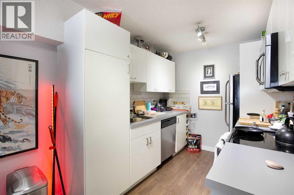 Apartment for Sale in 5F, 515 17 Avenue SW|Calgary, Alberta T2S0A9 5