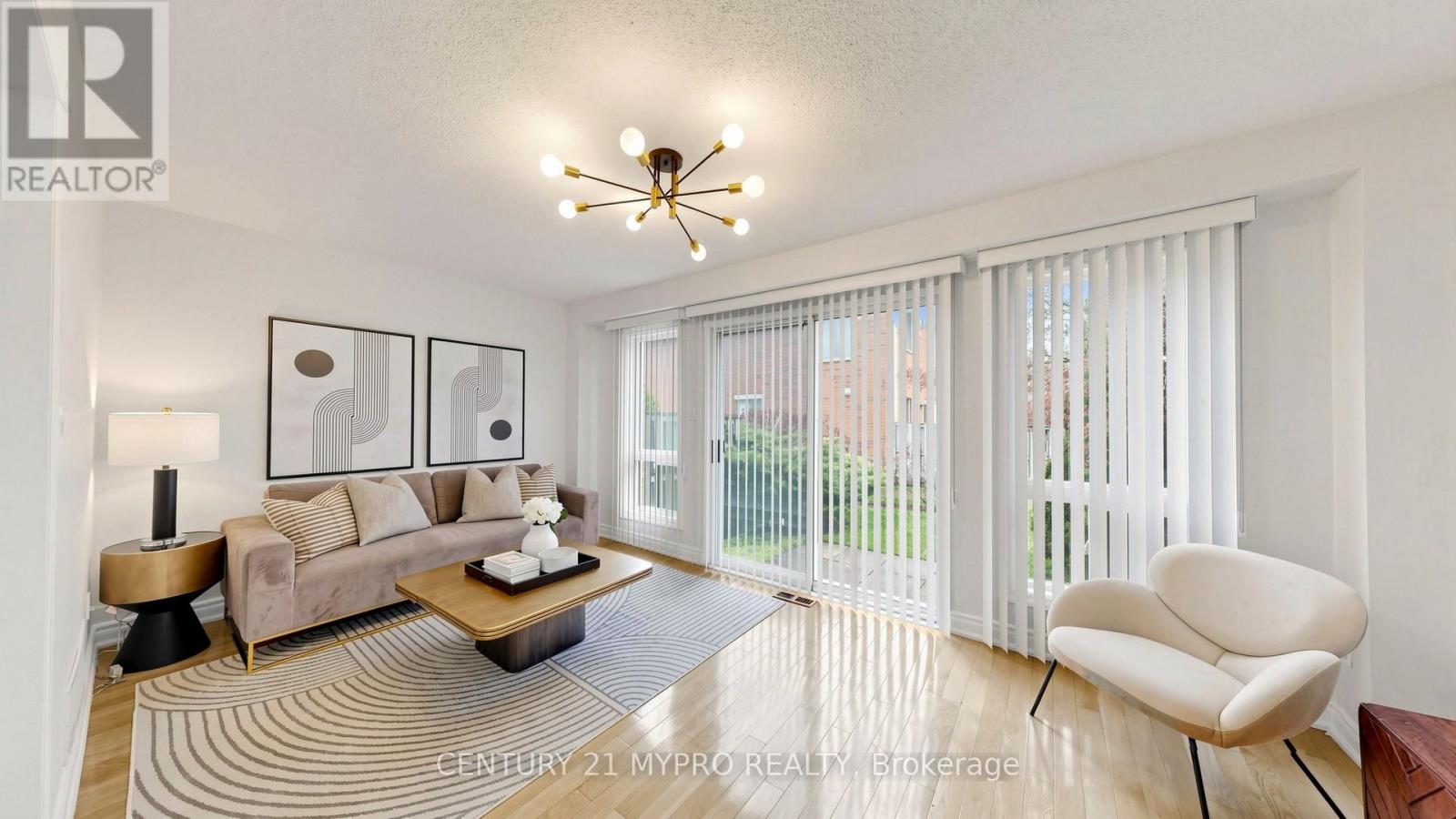 Row / Townhouse for Sale in 77 - 455 APACHE COURT|Mississauga (Hurontario), Ontario L4Z3W8 3