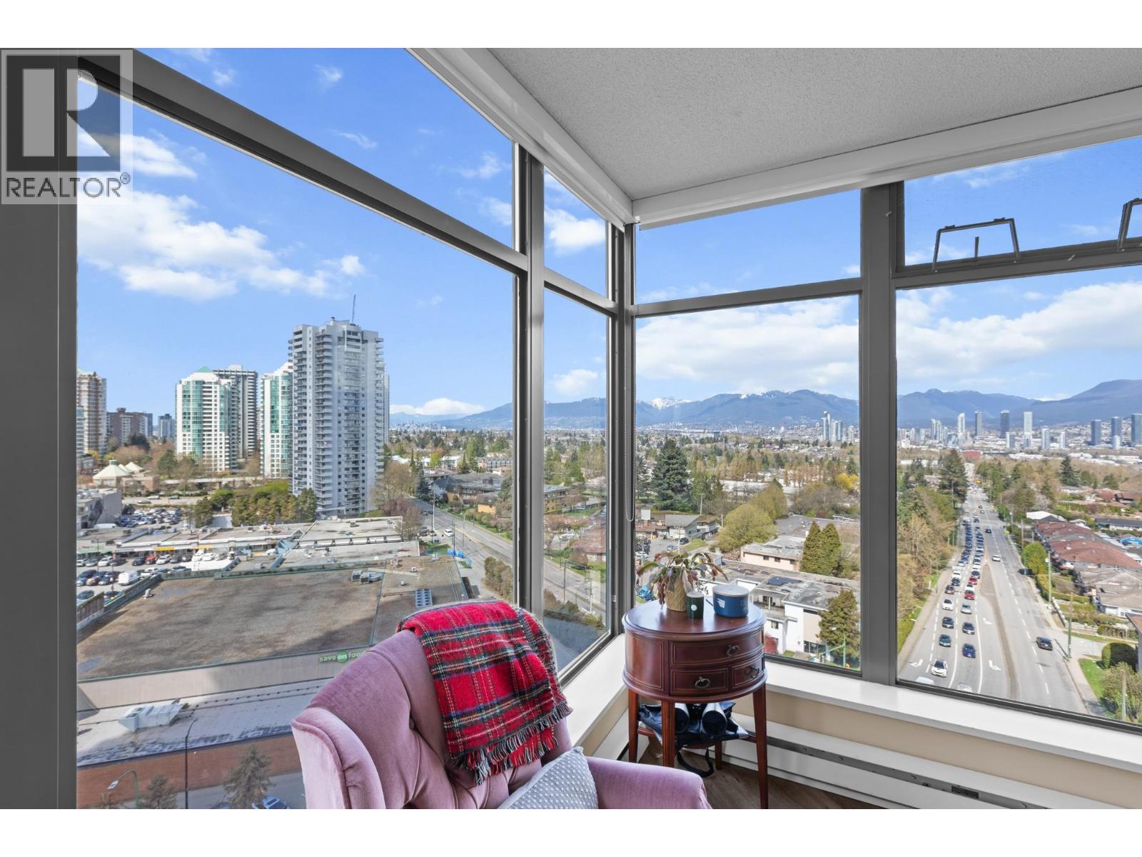 1606 4505 HAZEL STREET|Burnaby, British Columbia V5H4T1
