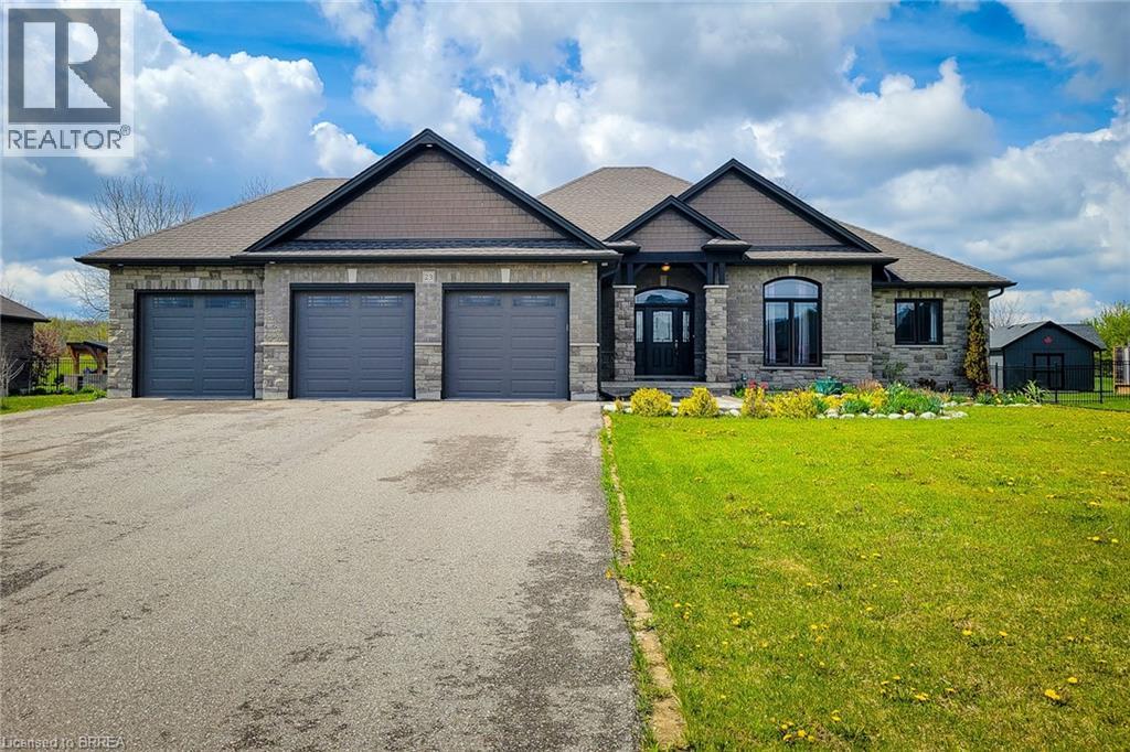 23 TEDLEY Boulevard, Brantford, Ontario N3T0E3