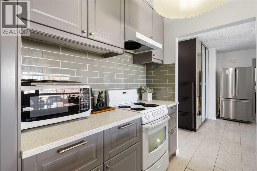 Apartment for Sale in 1406, 221 6 Avenue SE|Calgary, Alberta T2G4Z9 5