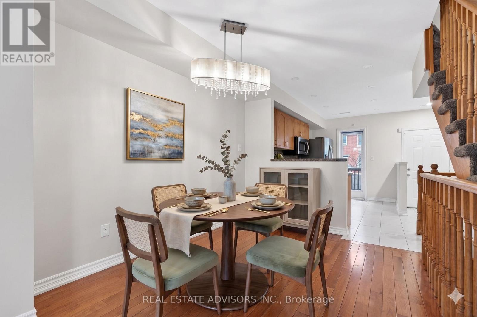 Row / Townhouse for Sale in 39 - 3895 DOUG LEAVENS BOULEVARD|Mississauga (Lisgar), Ontario L5N7G1 4