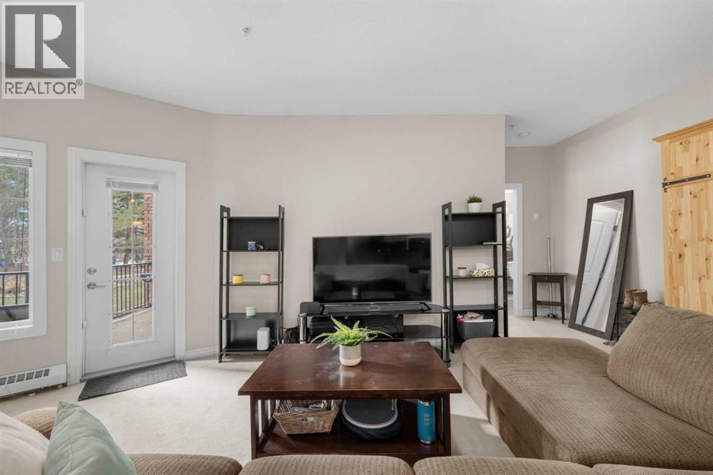 Apartment for Sale in 117, 60 Royal Oak Plaza NW|Calgary, Alberta T3G0A7 2