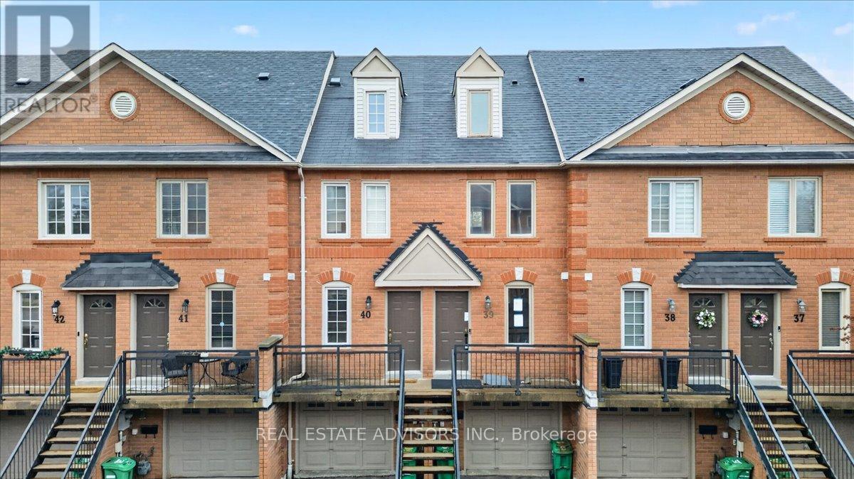 Row / Townhouse for Sale in 39 - 3895 DOUG LEAVENS BOULEVARD|Mississauga (Lisgar), Ontario L5N7G1