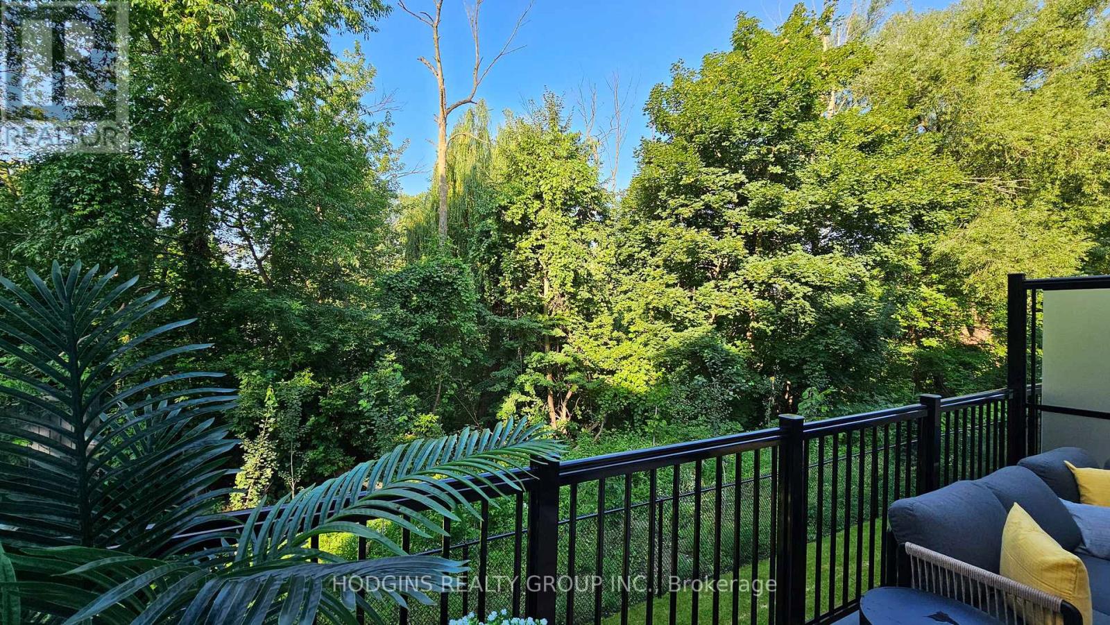 Row / Townhouse for Sale in 14 - 1136 MONA ROAD|Mississauga (Mineola), Ontario L5G0C8 4