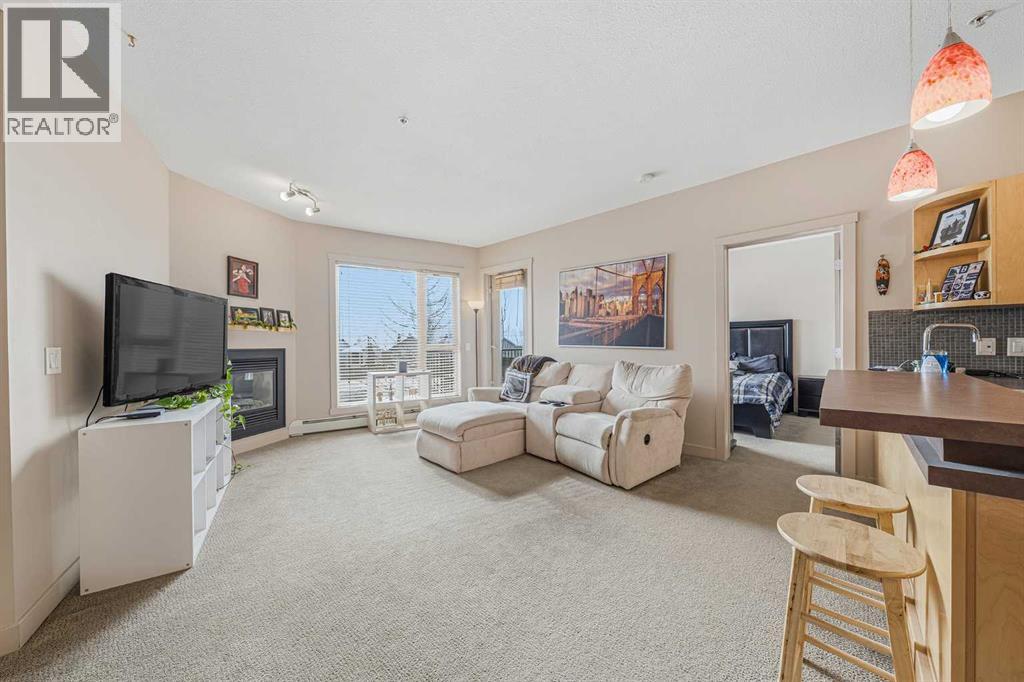 Apartment for Sale in 236, 69 Springborough Court SW|Calgary, Alberta T3H5V5 3